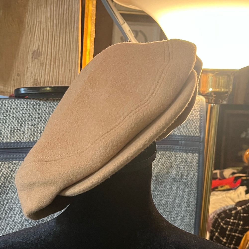 MEN HATS FLAT CAP Jos. A. Bank camel color